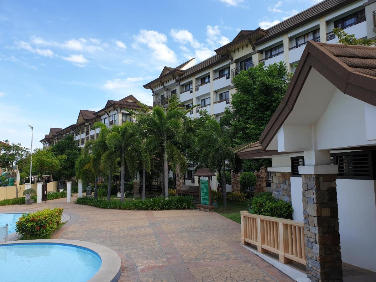 Ri'S One Oasis W Free Pool Back Of Sm City Mall Davao Екстер'єр фото