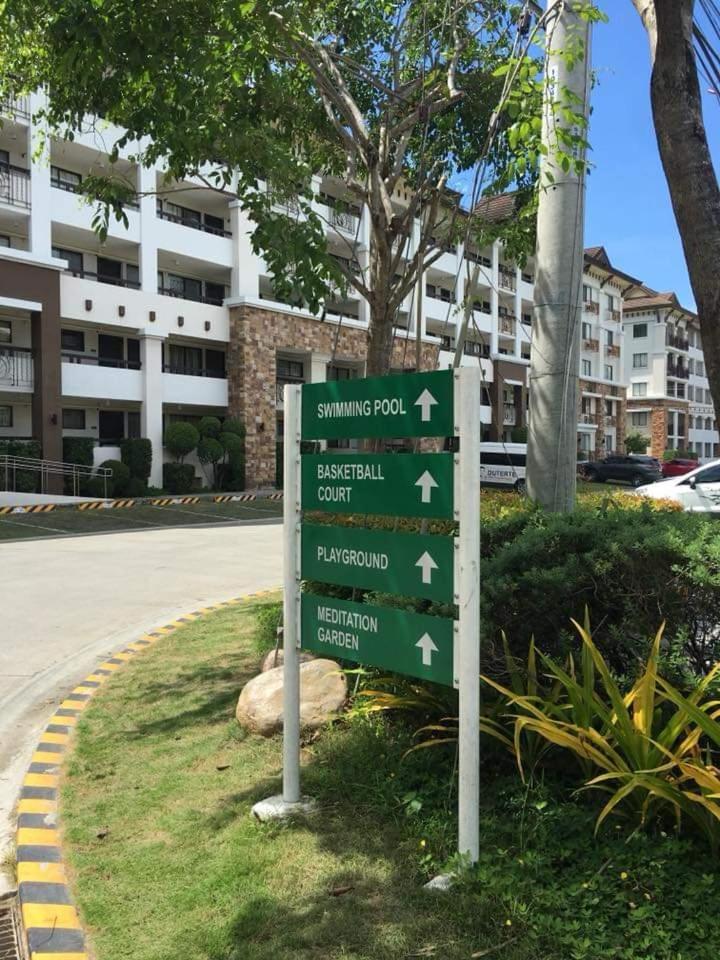 Ri'S One Oasis W Free Pool Back Of Sm City Mall Davao Номер фото