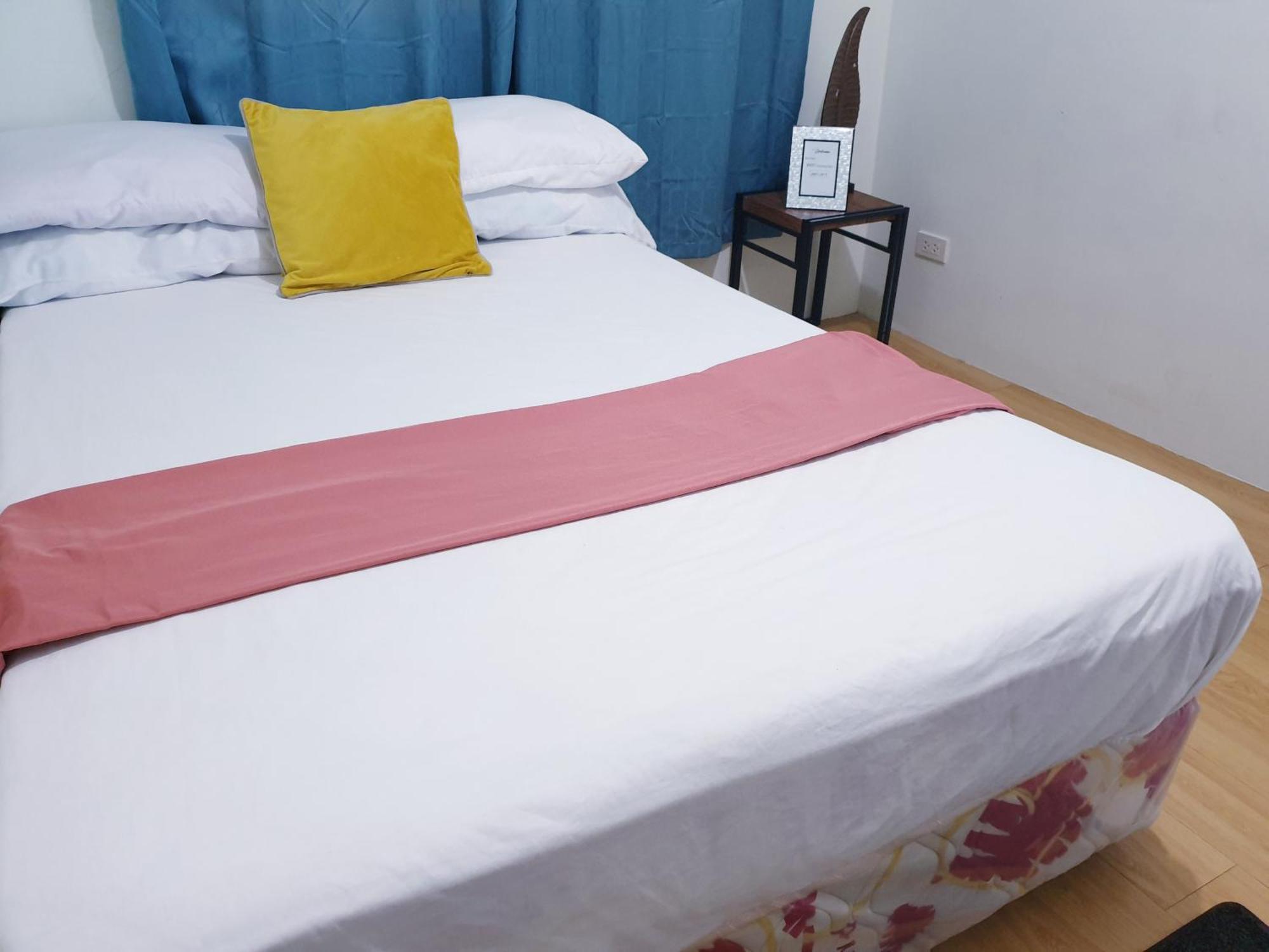 Ri'S One Oasis W Free Pool Back Of Sm City Mall Davao Номер фото